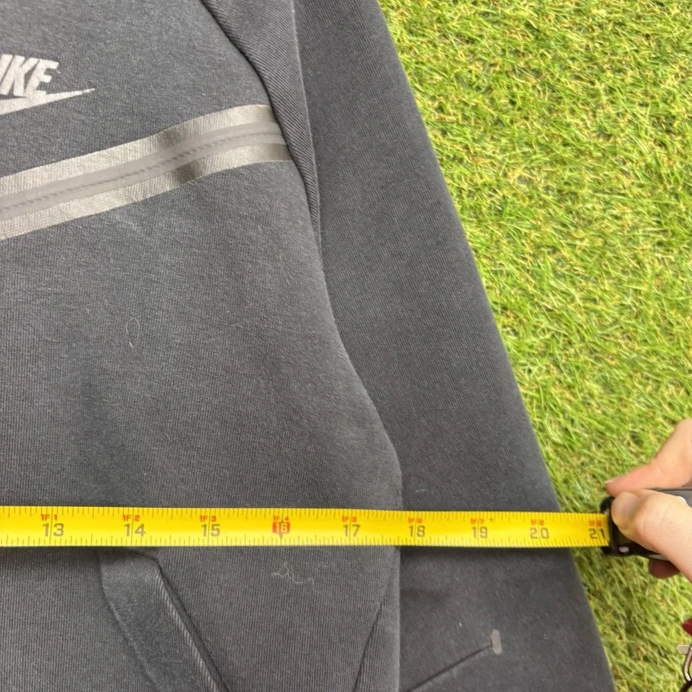 Nike Tech Fleece Hoodie Womens XS Black Full Zip Jacket Performance CW4298-010